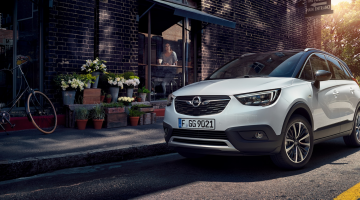 Lateral Opel Crossland x
